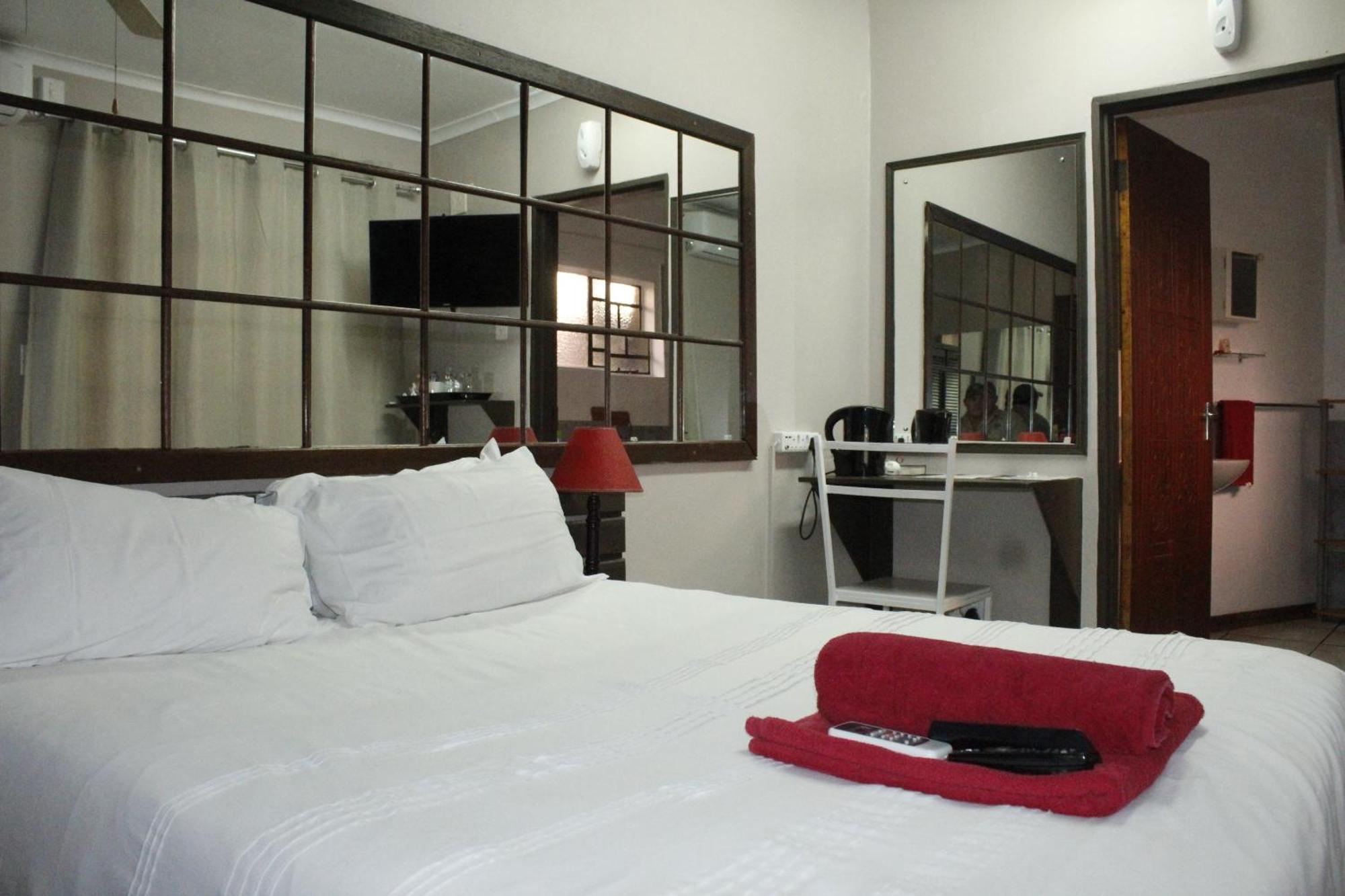 The Ultimate Lodge Louis Trichardt Luaran gambar